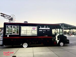 2008 Workhorse  W42 All-Purpose Food Truck with Pro Fire System