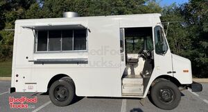 Inspected 2002 - 20' Workhorse P42 Diesel Step Van Kitchen Food Truck