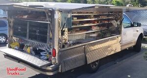 Ford F-250 Canteen-Style Food Truck / Used Lunch Serving Food Truck.