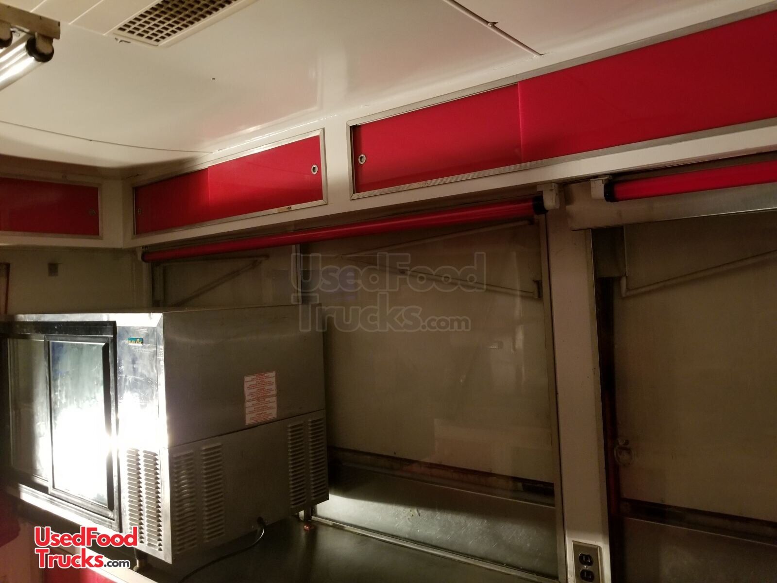 Show Me 8.5' x 14' Food Concession Trailer / Used Mobile ...
