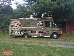 Well Equipped - 2005 24.5' Workhorse All-Purpose Food Truck Mobile Vending Unit
