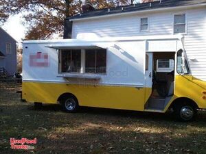 1987 - GMC P-20 Mobile Kitchen Food Truck
