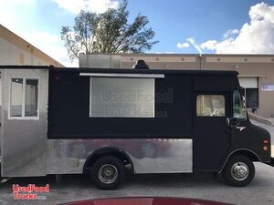 Excellent Working Condition 1989 GMC Food Truck