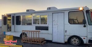 Chevrolet Diesel Kitchen on Wheels / Street Food Truck Condition