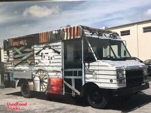23.42' Utilimaster P30 Food Truck with Pro-Fire Suppression
