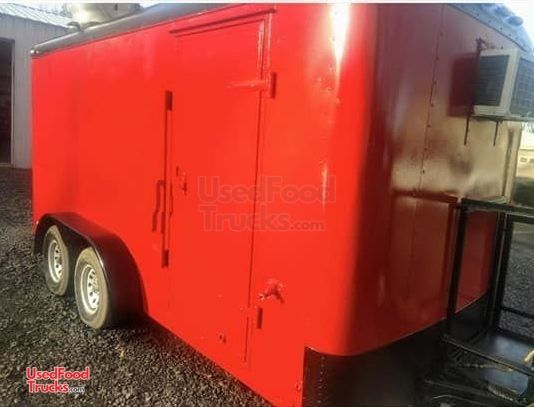 Great Looking 2010 Custom Concession Food Trailer / Used Mobile Food Unit.