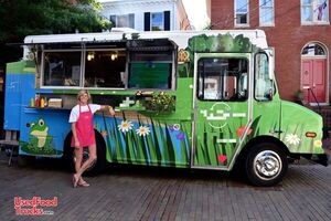 Workhorse W42 Mobile Kitchen Used Food Truck.