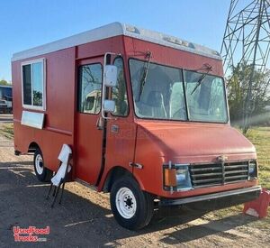 Chevrolet P30 Step Van Street Food Vending Truck / Mobile Concession Unit