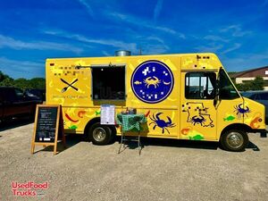 LOW MILES NICE 2003 25' Utilimaster Food Truck Mobile Kitchen w/ Turnkey Business Option.