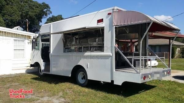 Chevrolet Sidestep Kitchen Food Truck with Porch / Used Mobile Food Unit