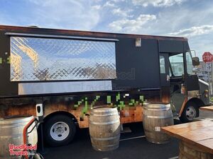 24' Chevrolet Grumman Olson Diesel Food Truck / Kitchen on Wheels.
