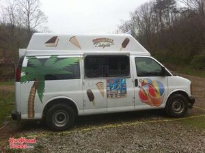 2001 - Chevy Express Shaved Ice / Ice Cream Truck.