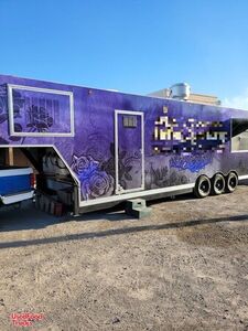 2018 8' x 36' Gooseneck Wood-Fired Pizza Trailer / Professional Mobile Kitchen.