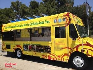 18' GMC Workhorse Food Truck