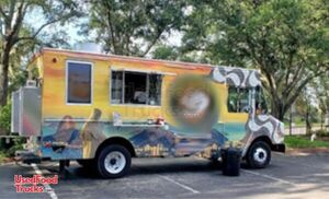 Freightliner Food Truck.