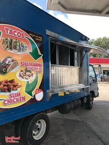 1998 26' Isuzu VN Diesel All-Purpose Food Truck Gyros Taco Mobile Food Unit.
