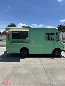 Versatile - 2003 20' Workhorse P42 Ice Cream Truck
