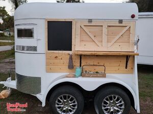 Built To Order Vintage Glossy 1970 - 5' x 9' Horse Trailer / Retro Mobile Bar Conversions