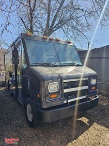 Fully-Equipped Compact 2006 Ford E350 Step Van Kitchen Food Truck.