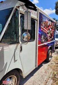 Used - 22' Chevrolet P30 Step Van Mobile Ice Cream and Shaved Ice Truck