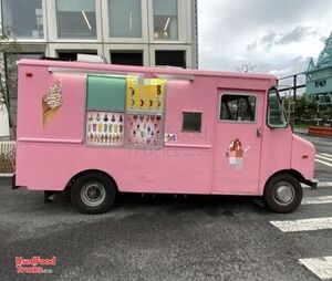 13' Ford E350 Soft Serve Ice Cream Truck Mobile Vending Unit