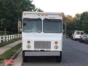 2003 Workhorse P42 Pizza Food Truck.