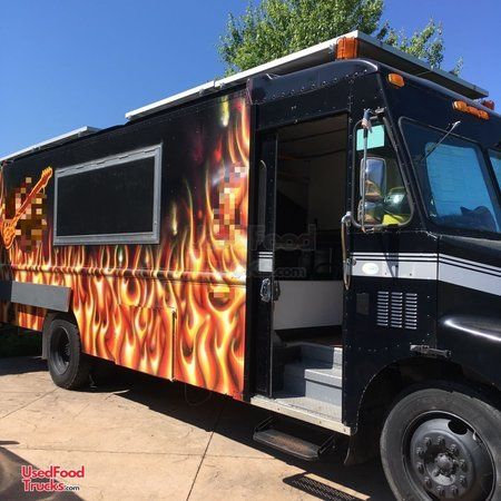 Solar-Powered Fully Self-Contained GMC Food Truck / Used Kitchen on Wheels.