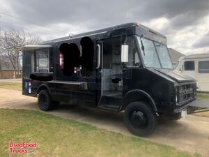 Used - 18' GMC P3500 Kitchen Food Truck - Street Vending Unit.