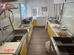 Used Mobile Kitchen Food Vending Trailer with Fire Suppression System