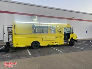 Ready to Serve Used 2007 Chevrolet Workhorse Step Van All-Purpose Food Truck.