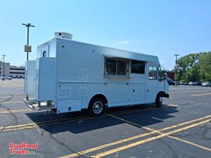 Low Miles. 2017 16' Ford Utilimaster All-Purpose Food Truck | Mobile Food Unit