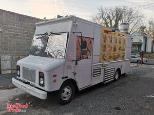 2002 Ford Step Van Diesel Food Truck / Commercial Kitchen on Wheels