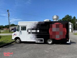 Fully-Equipped Chevy P30 25' Step Van Kitchen Food Truck