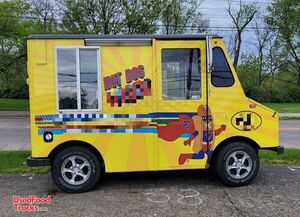 Compact - AM General FJ-8C Ice Cream Truck | Mobile Dessert Truck