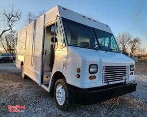 2007 Freightliner MT45 Chassis Step Van Food Truck with 2024 Kitchen Build-Out