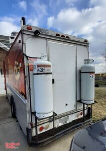 Chevrolet P30 Used Step Van Food Truck / Kitchen on Wheels Shape