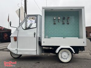 CUTE Clean and Appealing - Piaggio Ape Tap Truck Mobile Beverage Truck