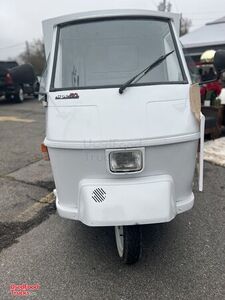 CUTE Clean and Appealing - Piaggio Ape Tap Truck Mobile Beverage Truck