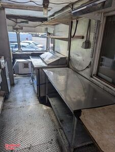 25' Used - Chevrolet P30 Step Van Kitchen Street Food Truck