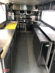 Turnkey Ready Licensed Grumman Pasta Truck / Certified Food Truck