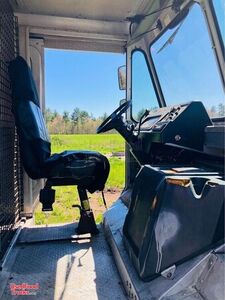 Well-Maintained Chevrolet P30 Step Van Food Truck with Brand New Interior