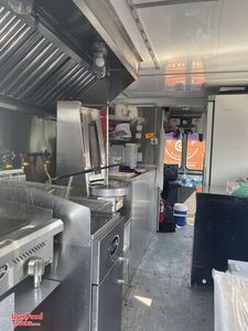 2002 - Chevrolet Workhorse P40 Step Van Kitchen Food Truck with Pro-Fire System