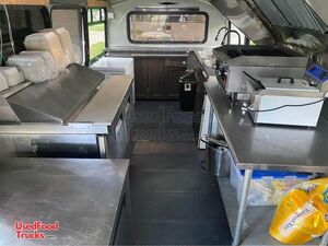 2007 Ford E450 Diesel Food Truck / Ready to Roll Kitchen on Wheels
