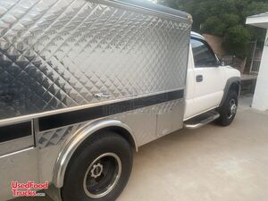 Turnkey 2002 GMC Sierra 3500 Lunch Serving/Canteen Style Food Truck