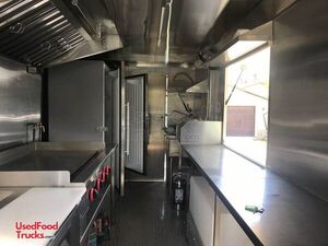 2008 Grumman Olson Step Van Food Truck with Pro Fire Suppression System