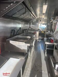 2001 Freightliner Step Van Kitchen Food Truck with Pro-Fire System