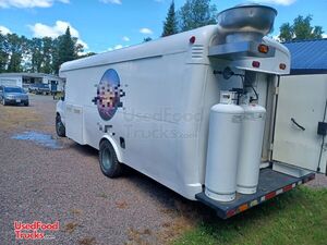 Fully Equipped - 2001 Ford 450 Super Duty All-Purpose Food Truck